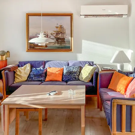 Dom wakacyjny 3 Bedroom Awesome In Bagenkop