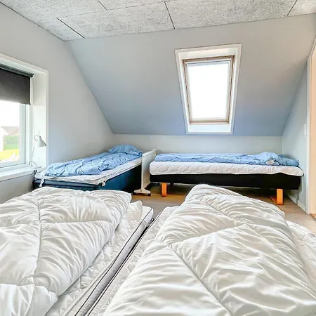 3 Bedroom Awesome In *